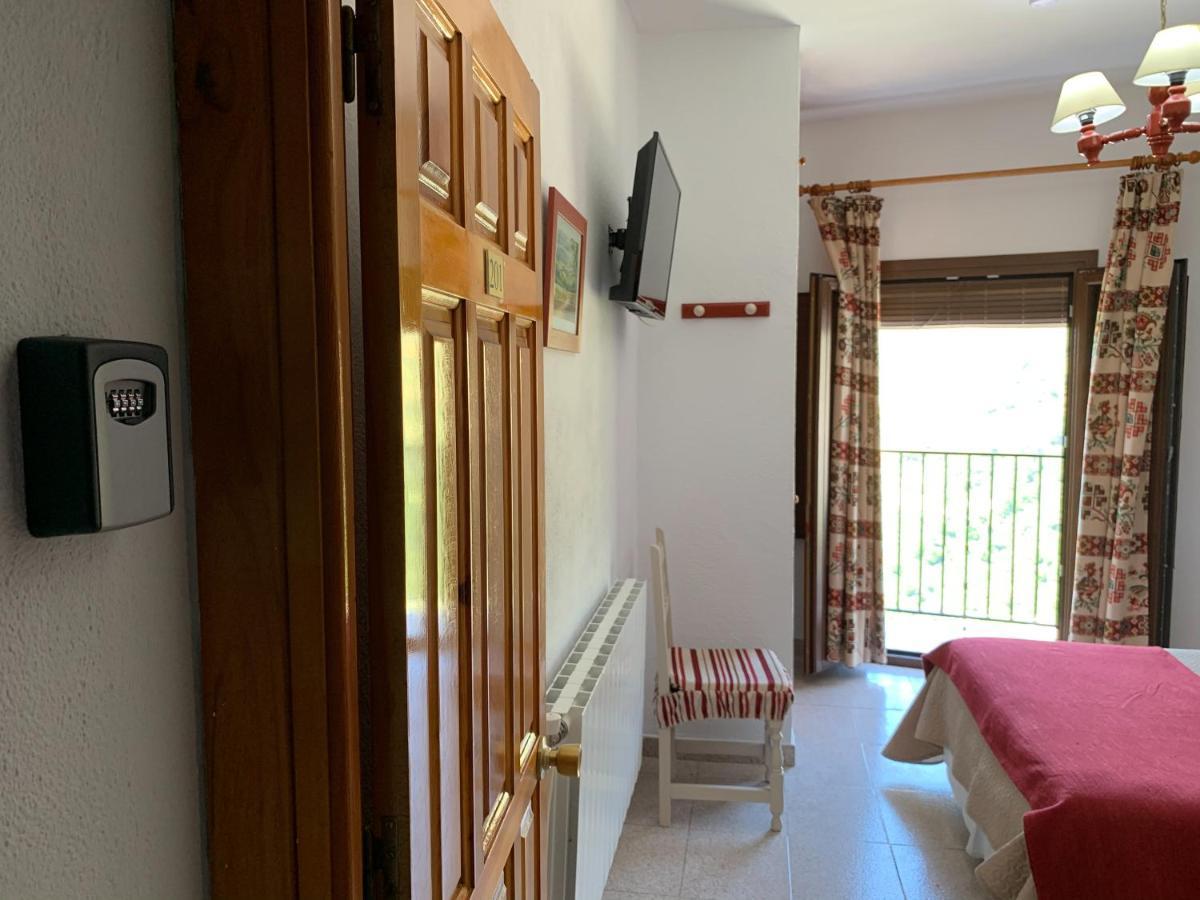 Hostal Atalaya En Capileira Cb Exteriér fotografie